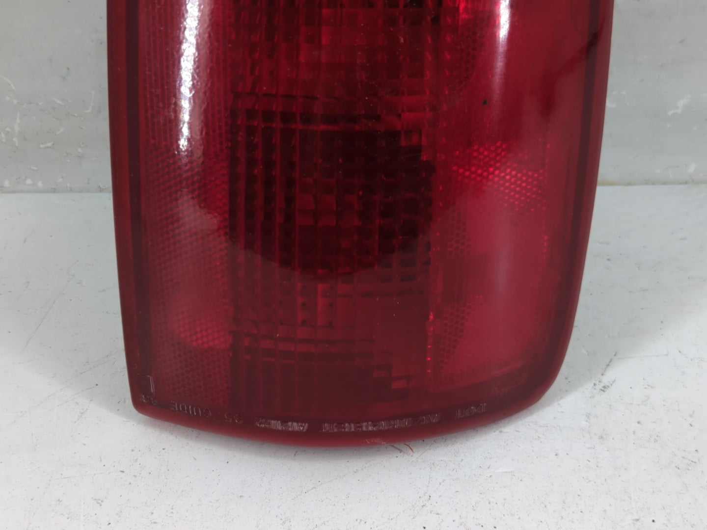 2001 Chevrolet S10 Blazer Tail Light Assembly Driver Left OEM Fits Fits 1995 1996 1997 1998 1999 2000 2002 2003 2004 2005 OE