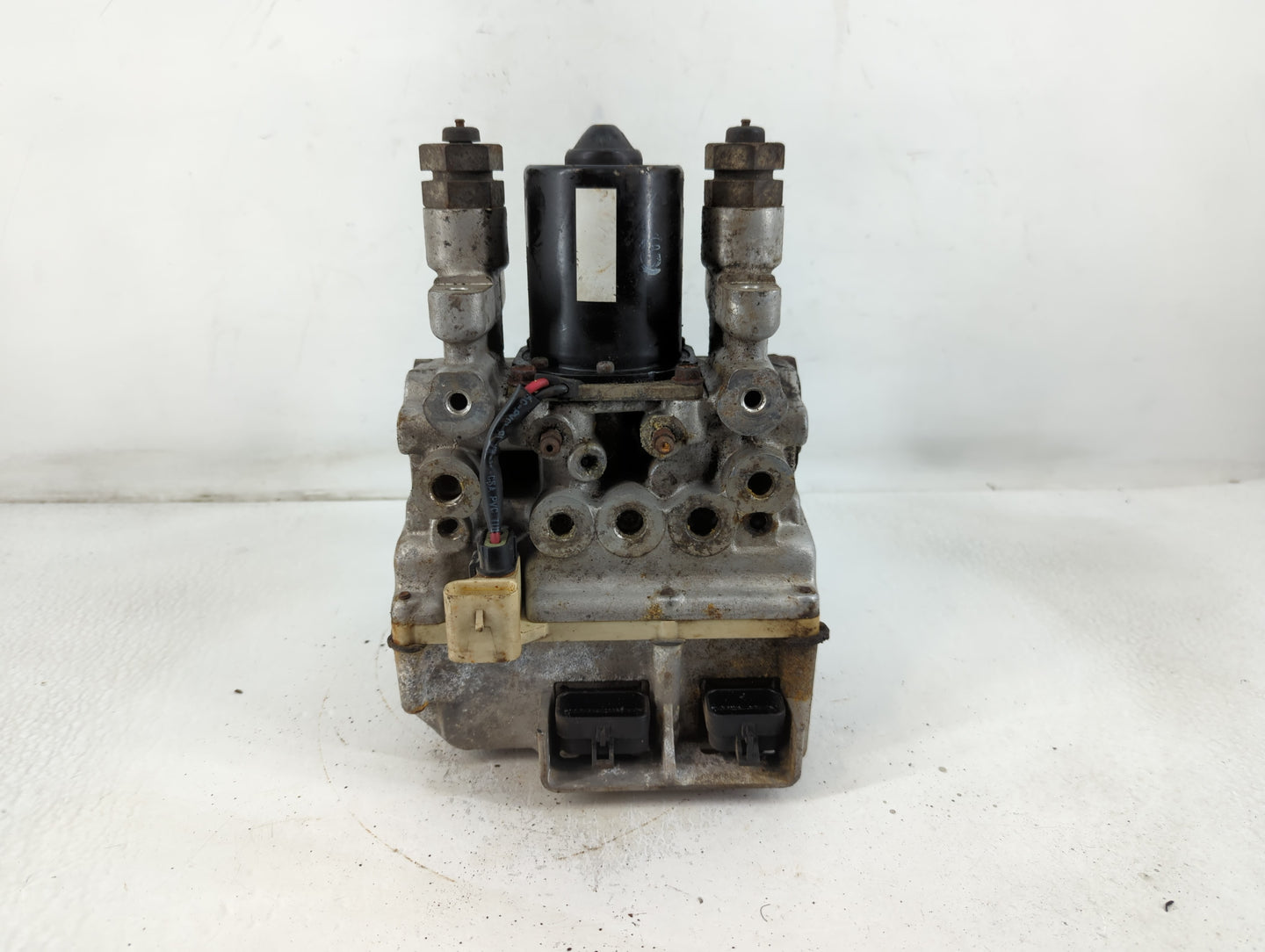 2001 Chevrolet S10 Blazer ABS Pump Control Module Replacement Fits Fits 2000 2002 2003 2004 2005 OEM Used Auto Parts - Oemus