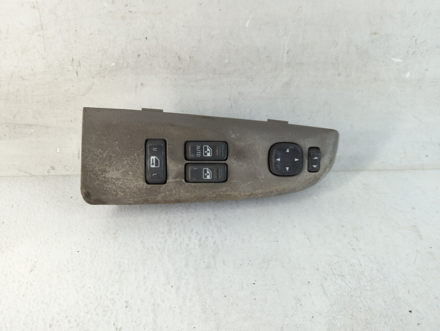 2000-2002 Chevrolet Silverado 1500 Master Power Window Switch Replacement Driver Side Left P/N:15043085 Fits Fits 2000 2001 