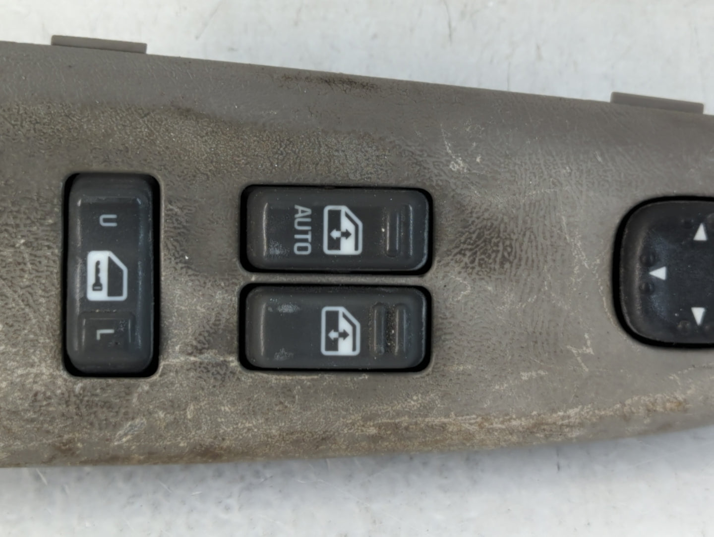 2000-2002 Chevrolet Silverado 1500 Master Power Window Switch Replacement Driver Side Left P/N:15043085 Fits Fits 2000 2001 