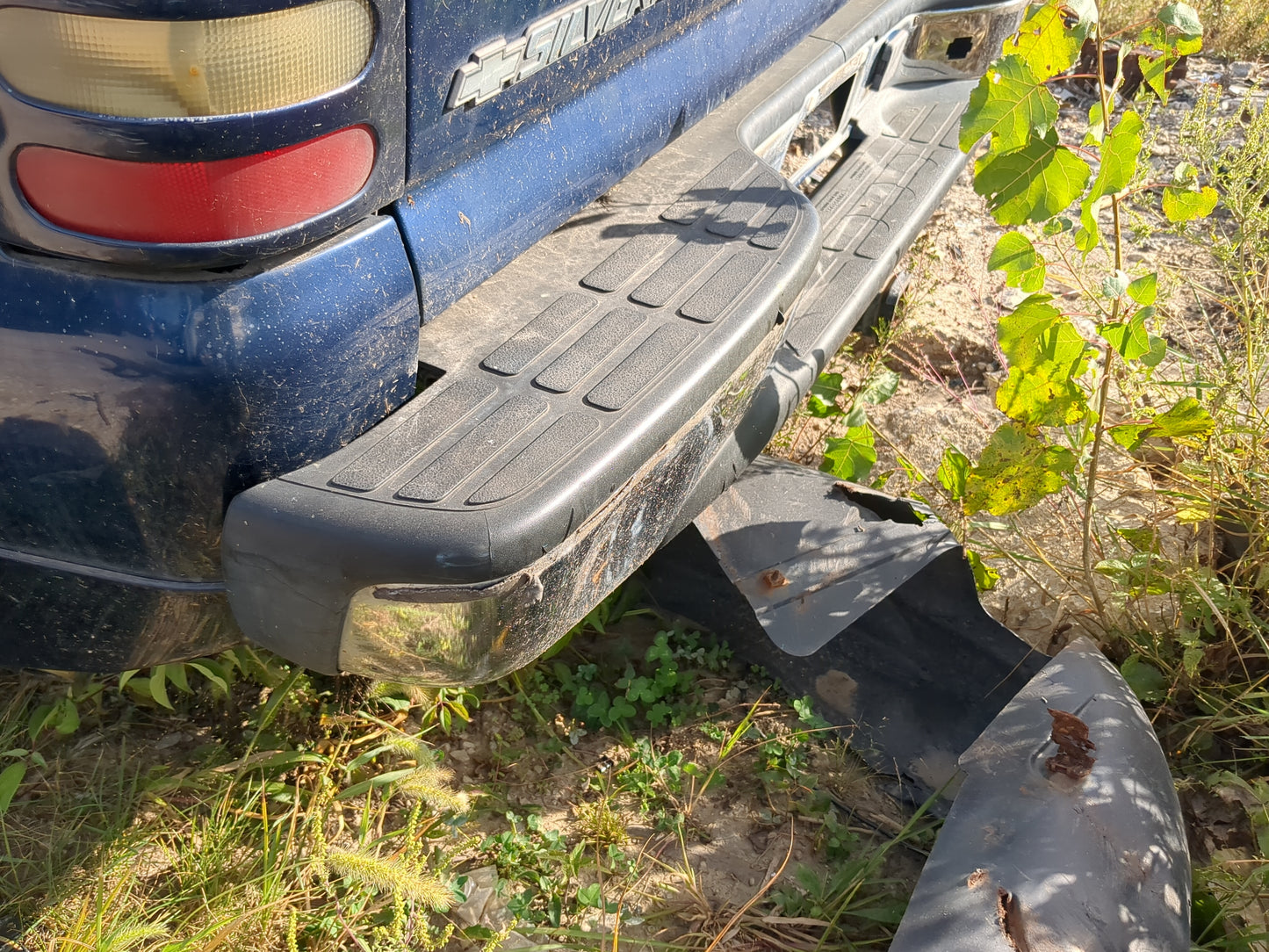 1999-2007 Chevrolet Silverado 1500 Rear Bumper Assembly Oem - Oemusedautoparts1.com