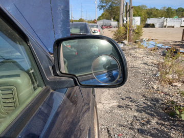 1999-2002 Chevrolet Silverado 1500 Passenger Side View Mirror - Right Door Mirror OEM Used - Oemusedautoparts1.com