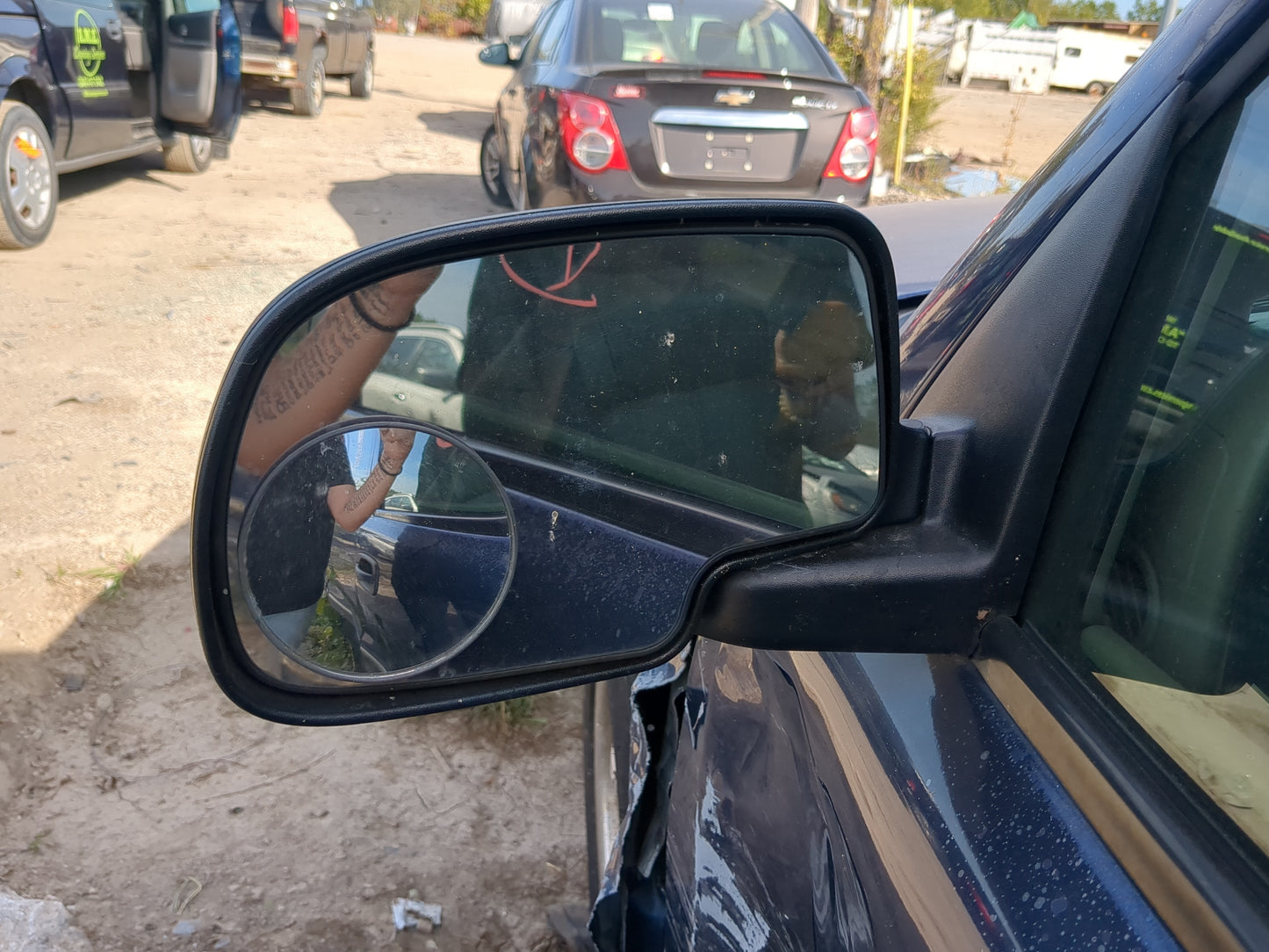 1999-2002 Chevrolet Silverado 1500 Driver Side View Mirror - Left Door Mirror OEM Used - Oemusedautoparts1.com