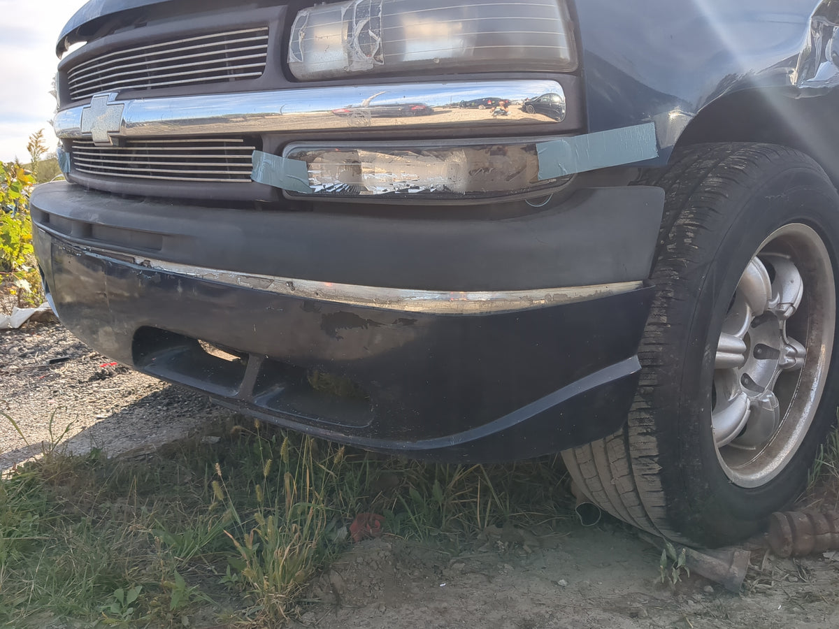 1999-2002 Chevrolet Silverado 1500 Front Bumper - Oem - Oemusedautoparts1.com