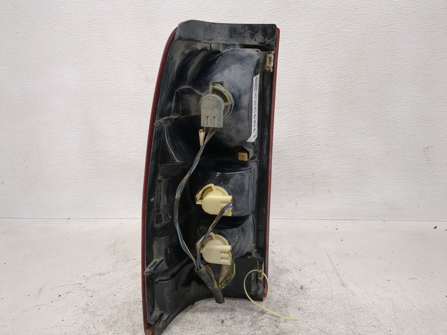 1999-2002 Chevrolet Silverado 1500 Tail Light Assembly Passenger Right OEM Fits Fits 1999 2000 2001 2002 2003 OEM Used Auto 