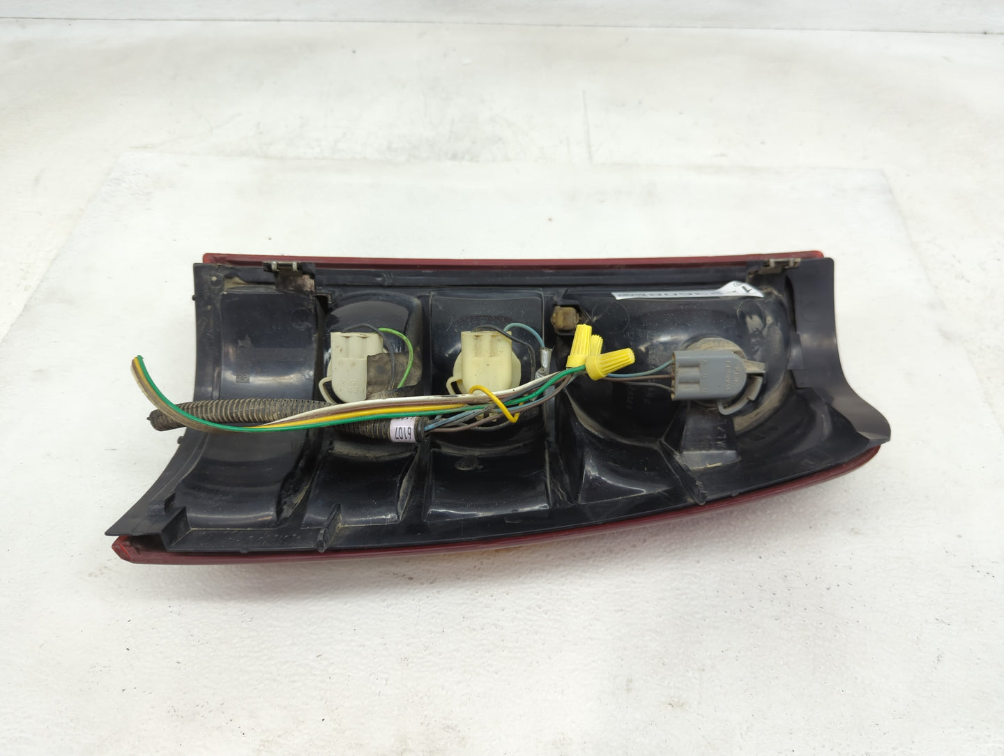 1999-2002 Chevrolet Silverado 1500 Tail Light Assembly Driver Left OEM P/N:16524515 B 42 Fits Fits 1999 2000 2001 2002 2003 