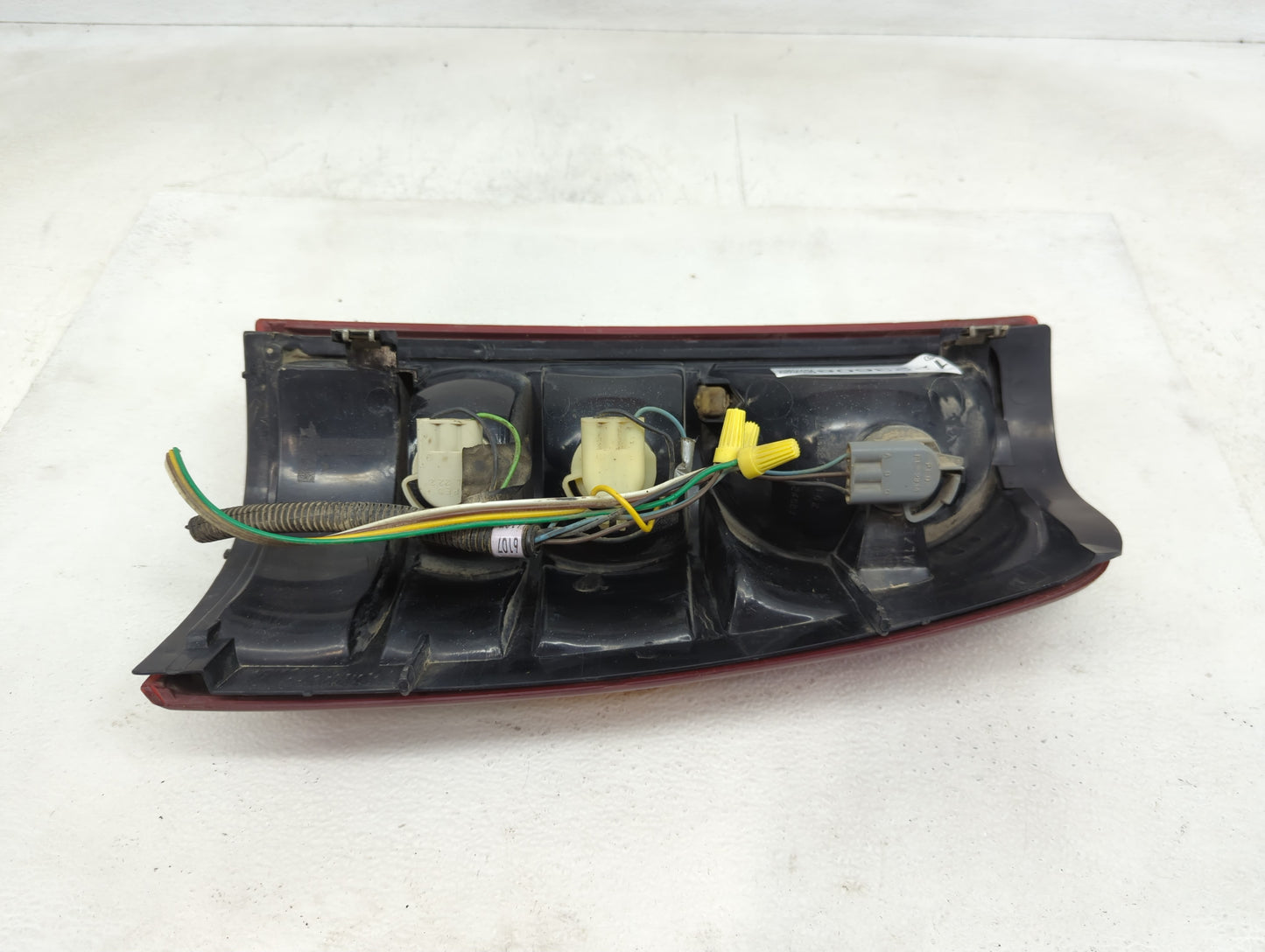 1999-2002 Chevrolet Silverado 1500 Tail Light Assembly Driver Left OEM P/N:16524515 B 42 Fits Fits 1999 2000 2001 2002 2003 