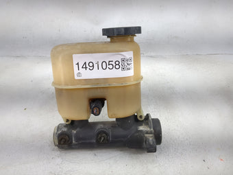 compare product 1999-2002 Chevrolet Silverado 1500 Brake Master Cylinder 1491058