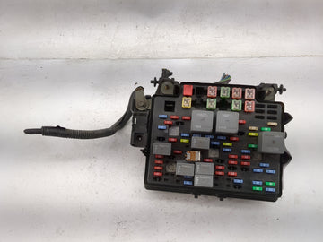 2000-2002 Chevrolet Silverado 1500 Fusebox Fuse Box Panel Relay Module P/N:15201928-02 15328864, 15328866 Fits Fits 2000 200