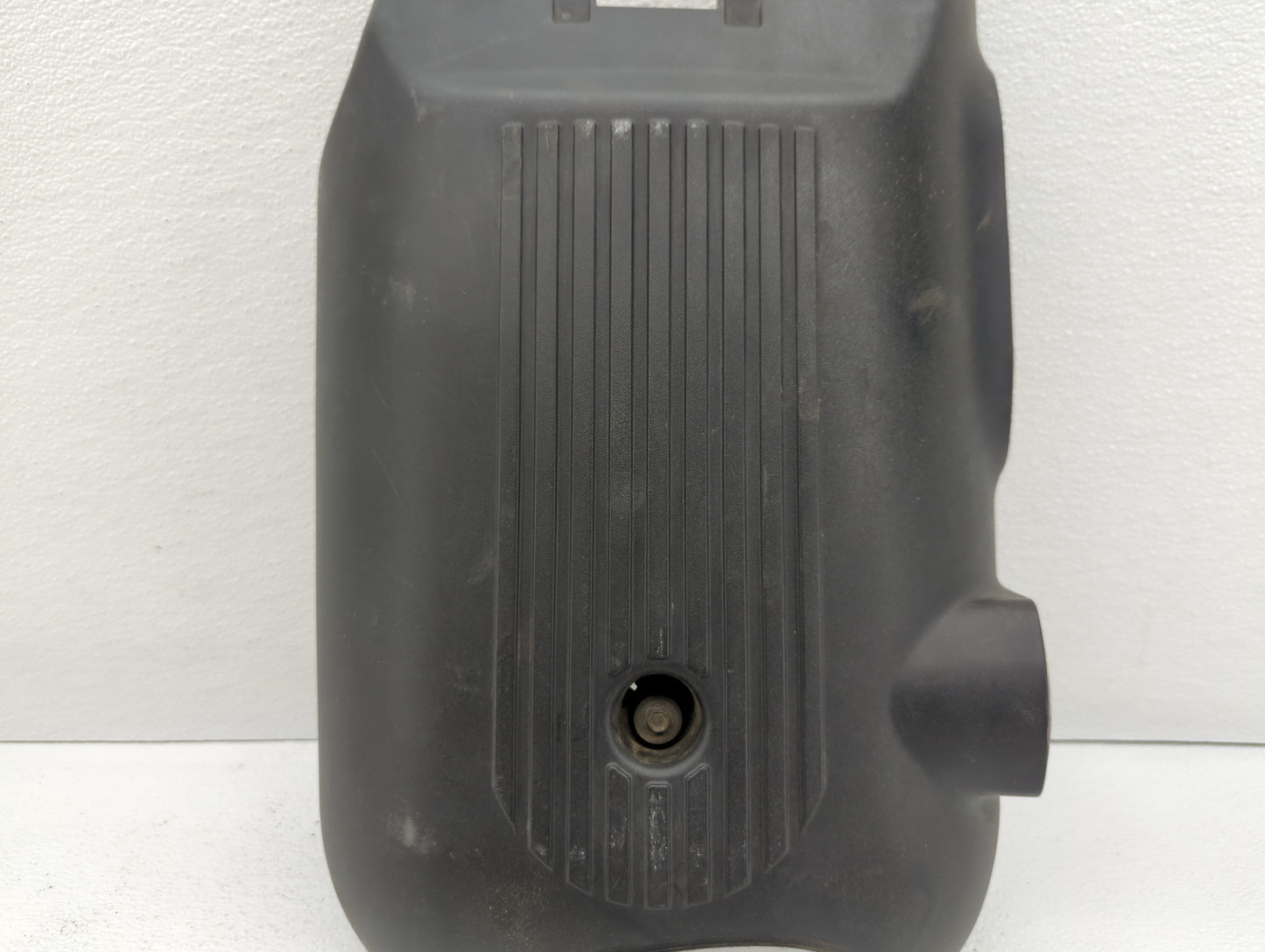 2001 Chevrolet Silverado 1500 Engine Cover - Oemusedautoparts1.com