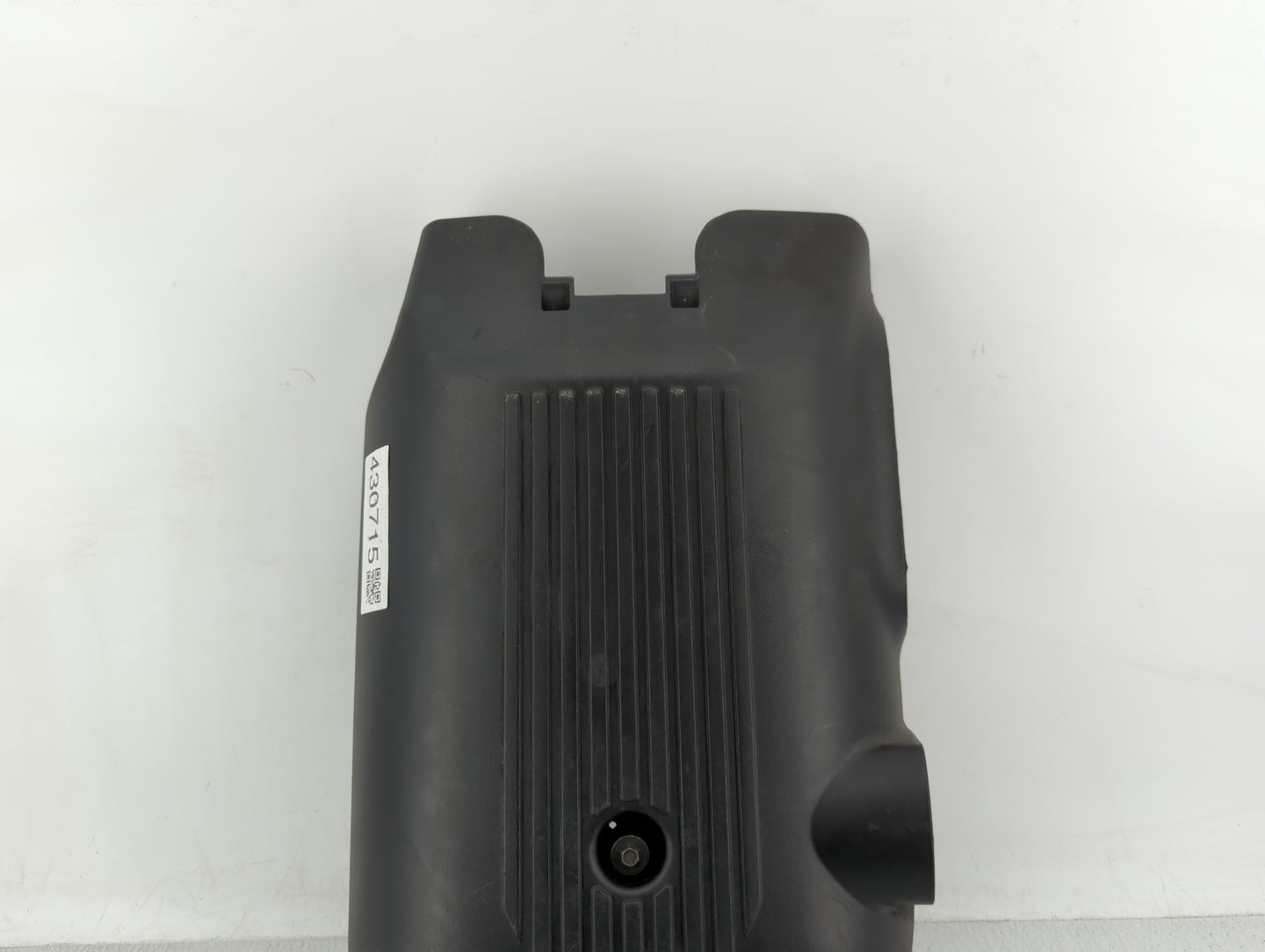 2001 Chevrolet Silverado 1500 Engine Cover - Oemusedautoparts1.com