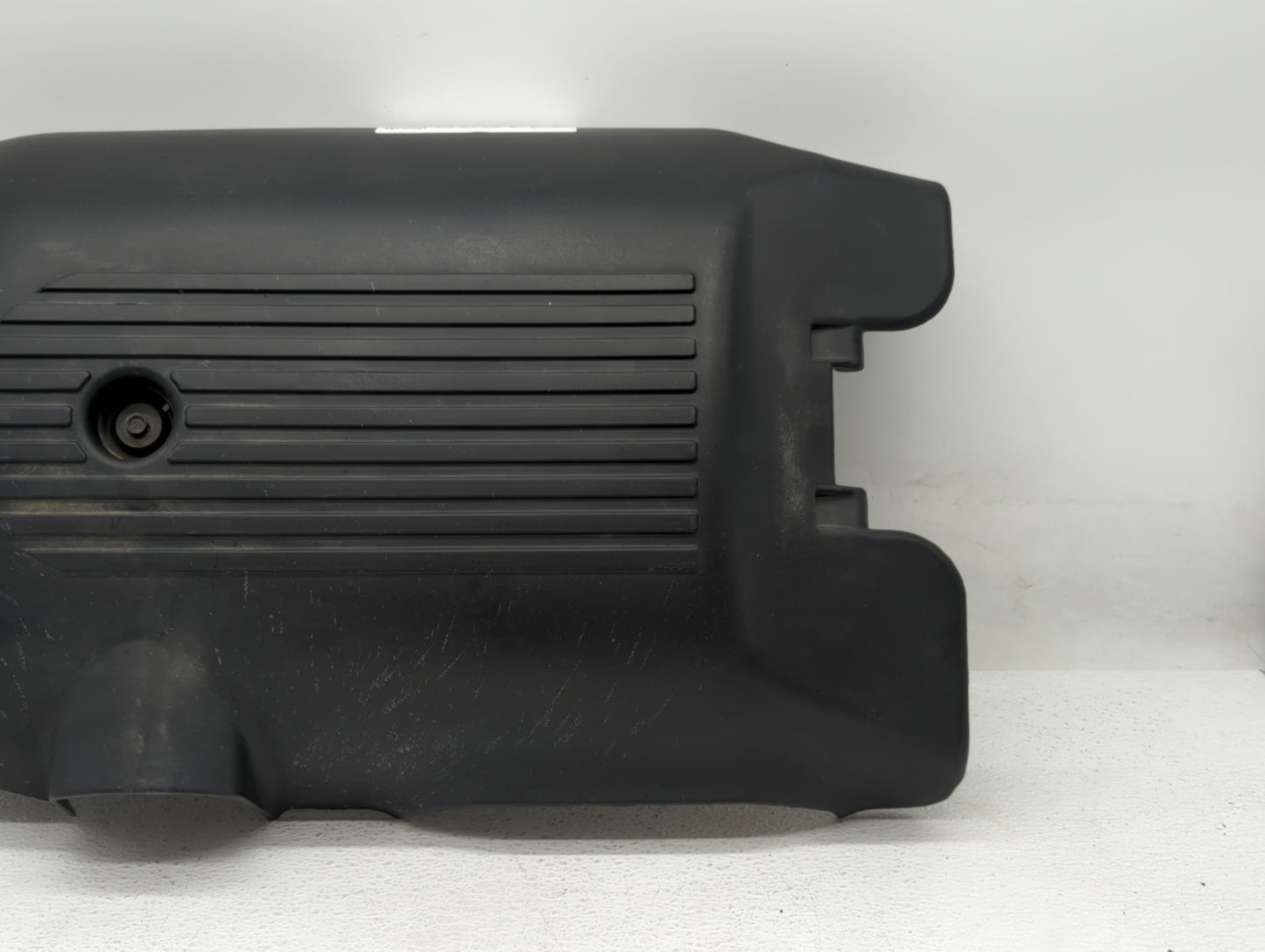 2001 Chevrolet Silverado 1500 Engine Cover - Oemusedautoparts1.com