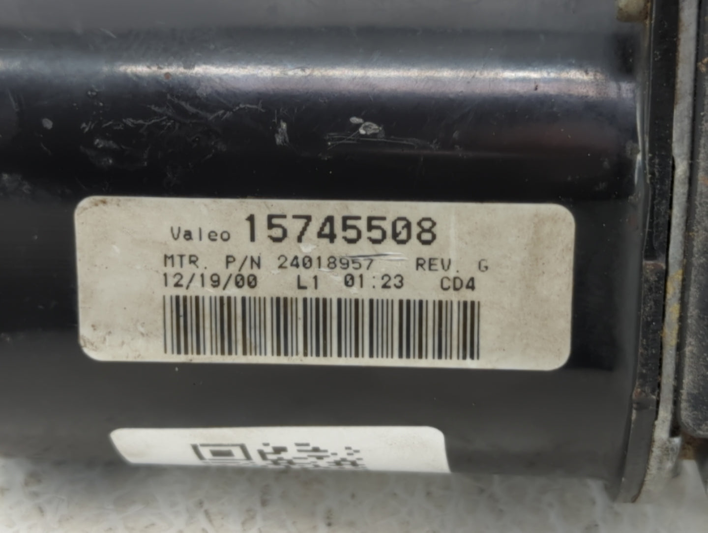 1999-2002 Chevrolet Silverado 1500 Front Windshield Wiper Motor P/N:15745508 Fits Fits 1999 2000 2001 2002 OEM Used Auto Par