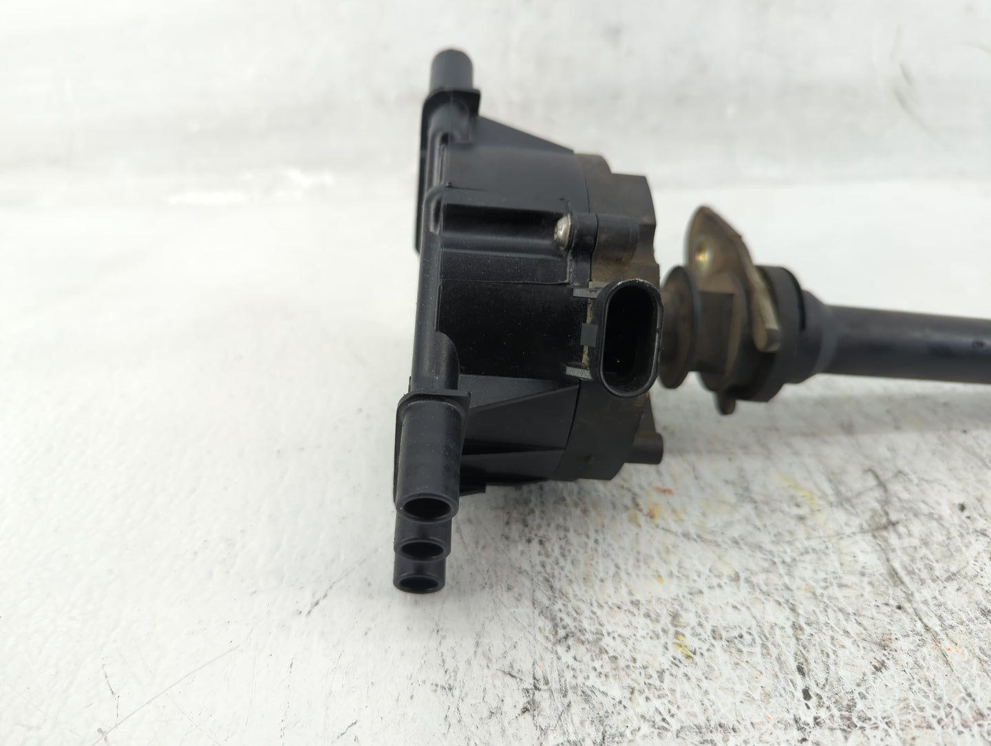 2001-2003 Chevrolet Silverado 1500 Car Starter Motor Solenoid OEM Fits Fits 2001 2002 2003 OEM Used Auto Parts - Oemusedauto