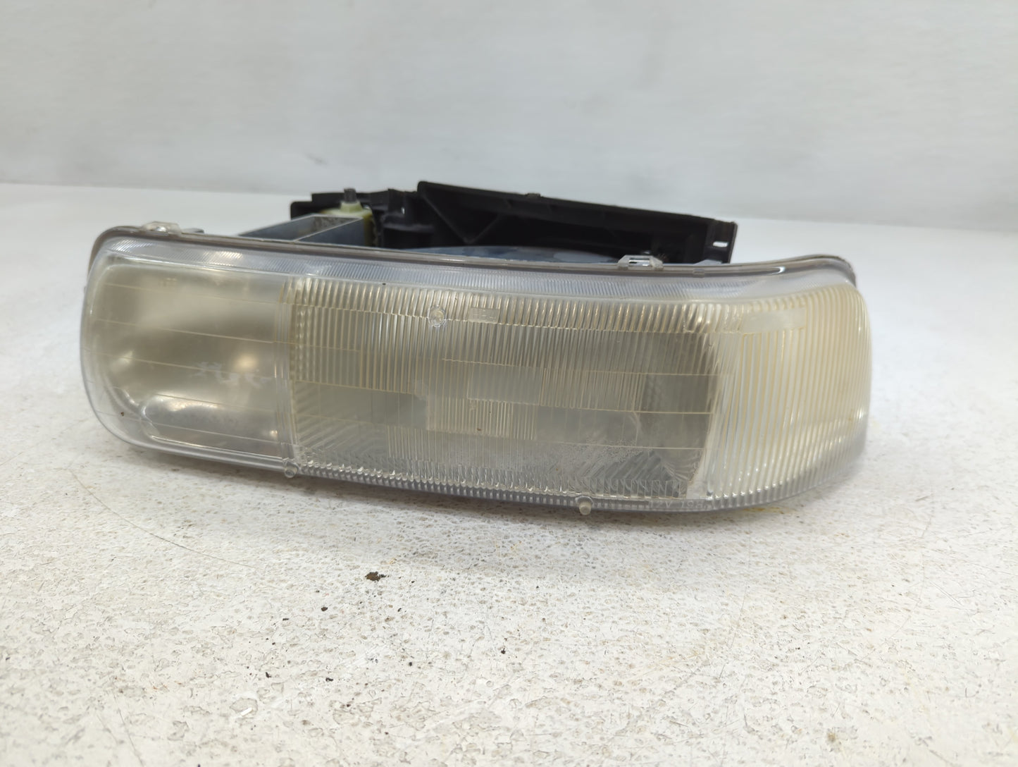 1999 Chevrolet Silverado 1500 Driver Left Oem Head Light Headlight Lamp - Oemusedautoparts1.com