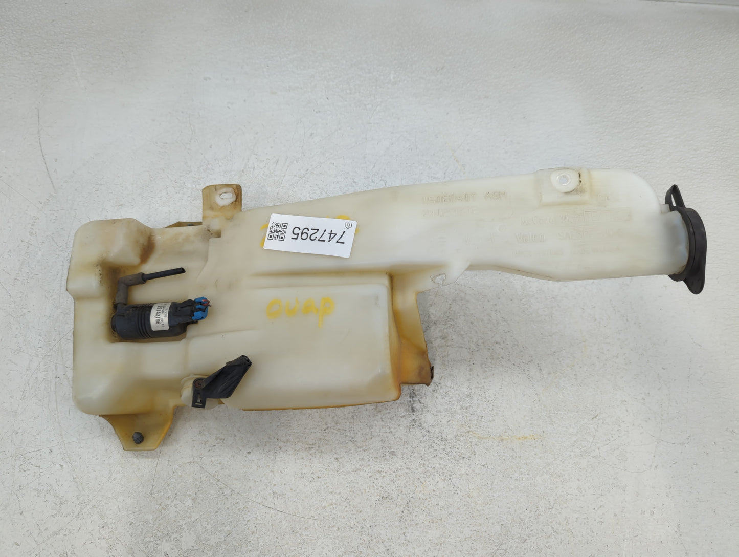 1999 Silverado 1500 Windshield Washer Fluid Reservoir Bottle Oem - Oemusedautoparts1.com