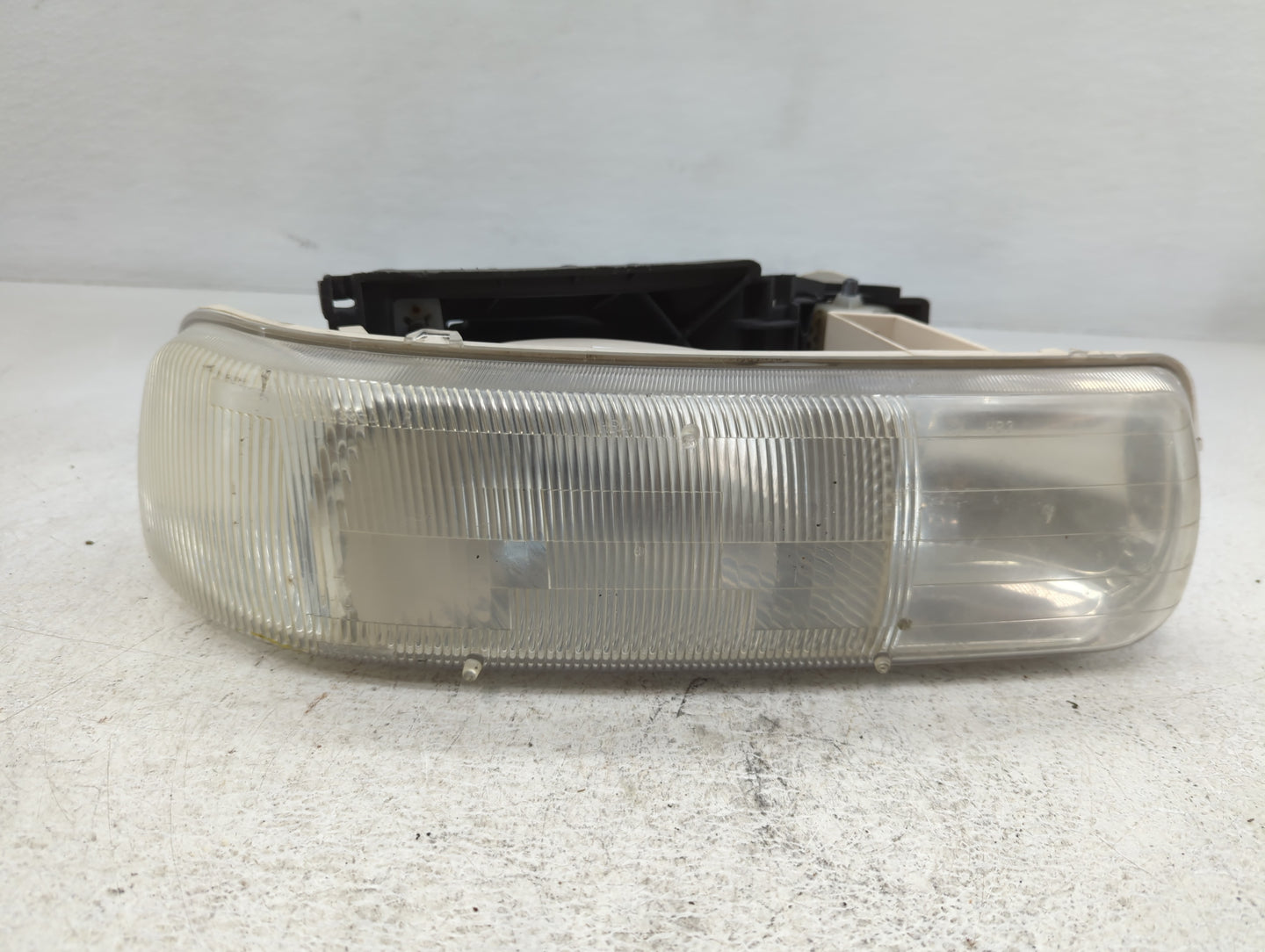 1999 Silverado 1500 Passenger Right Oem Head Light Headlight Lamp - Oemusedautoparts1.com