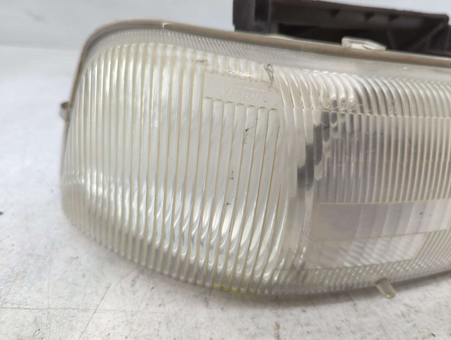 1999 Silverado 1500 Passenger Right Oem Head Light Headlight Lamp - Oemusedautoparts1.com
