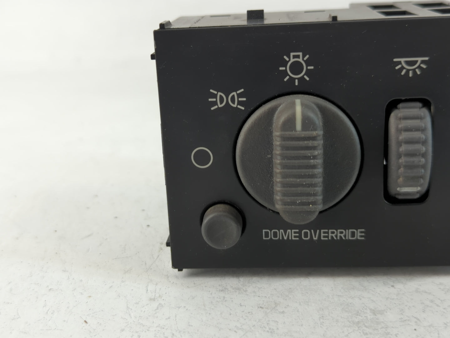 1999 Chevrolet Silverado 1500 Headlight Head Light Switch Lamp Control - Oemusedautoparts1.com