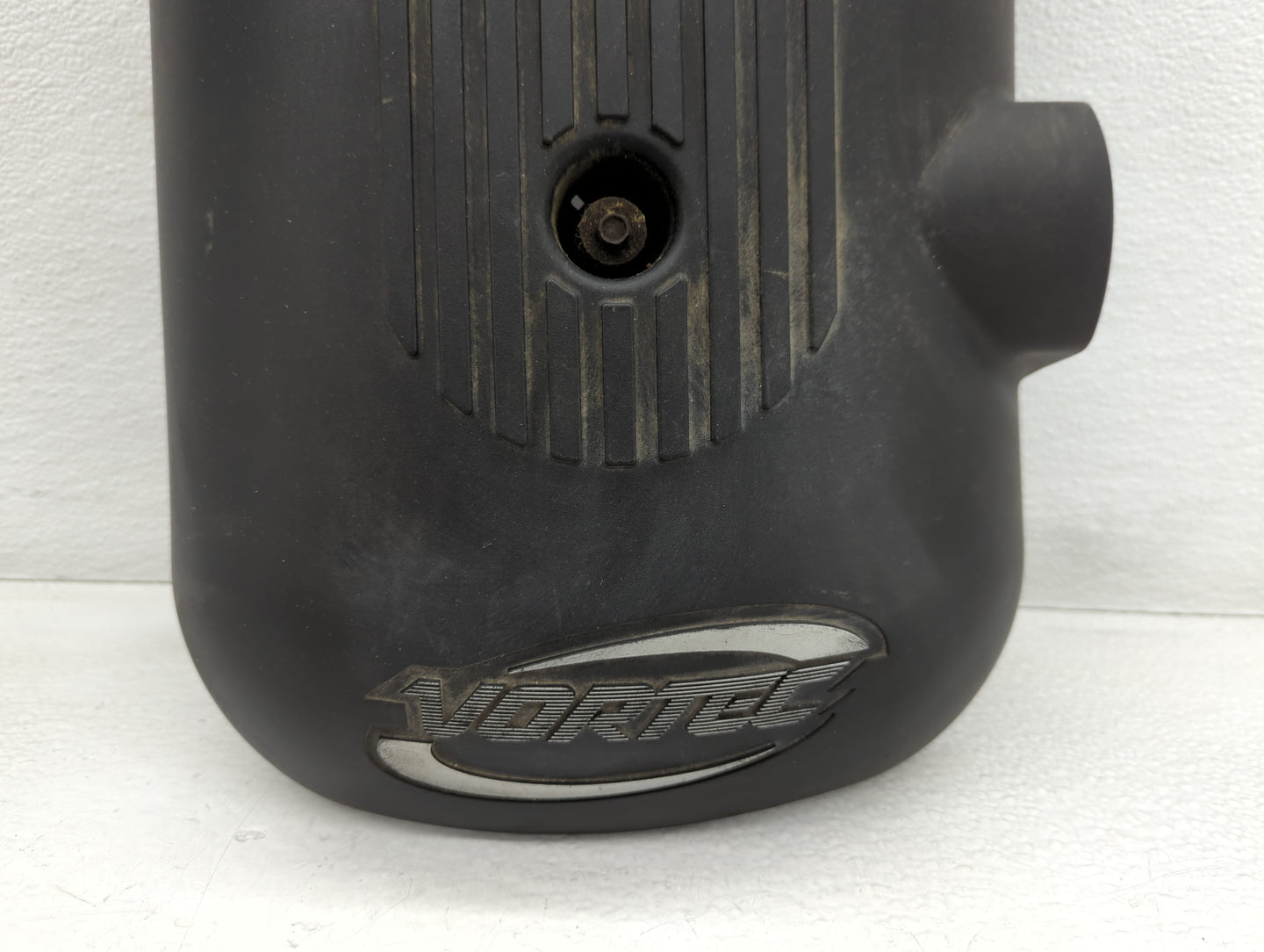 2001 Chevrolet Silverado 1500 Engine Cover - Oemusedautoparts1.com