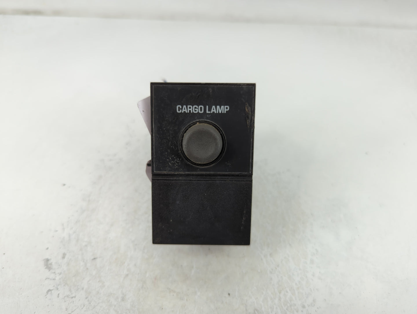 2001 Chevrolet Silverado 2500 Cargo Lamp Switch - Oemusedautoparts1.com