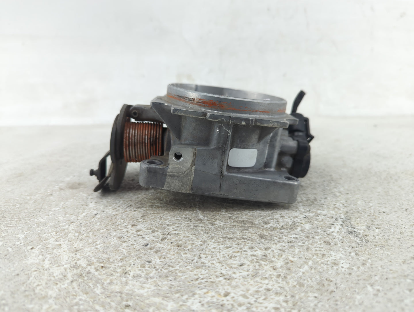 2001 Chevrolet Silverado 1500 Pickup Throttle Body Fits Fits 2000 OEM Used Auto Parts - Oemusedautoparts1.com