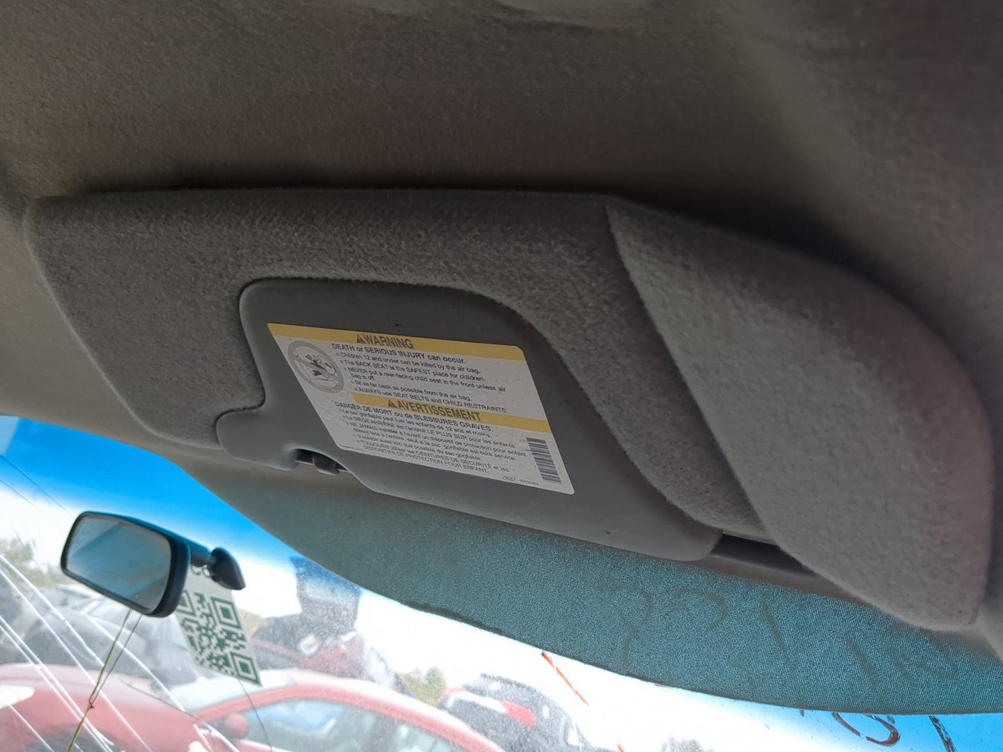 2001 Chevrolet Silverado 1500 Pickup Sun Visor Shade Replacement Passenger Right Mirror Fits Fits 2000 2002 OEM Used Auto Pa