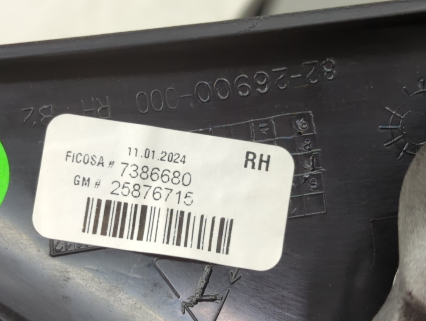 2001 Chevrolet Silverado 1500 Pickup Passenger Side View Mirror - Right Door Mirror OEM Used - Oemusedautoparts1.com