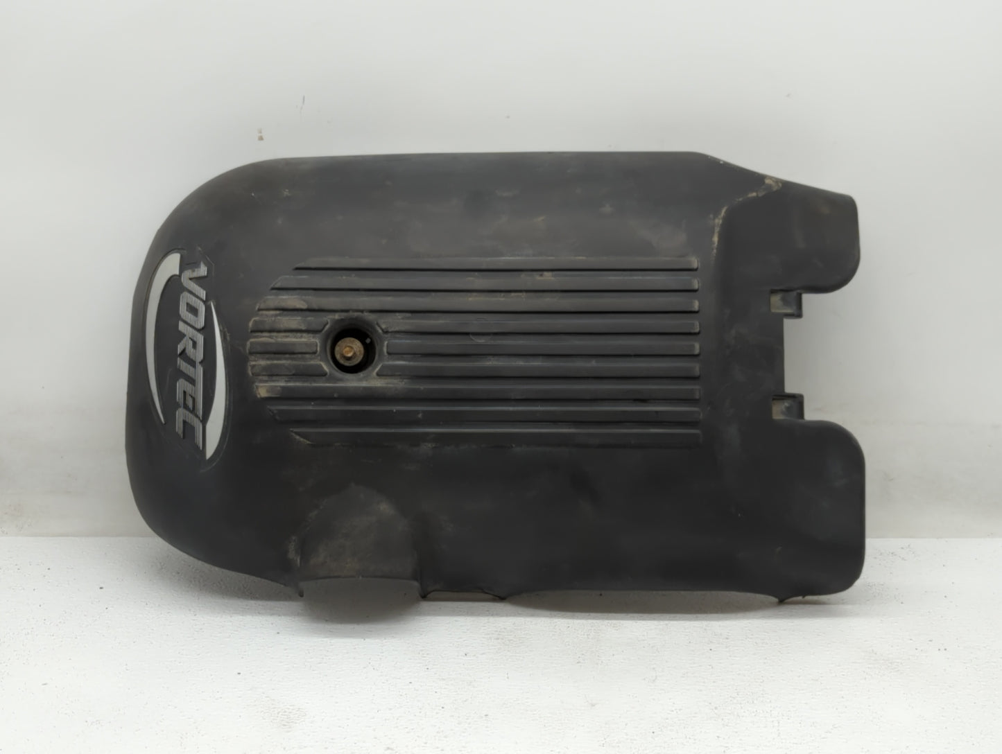 2001 Chevrolet Silverado 2500 Engine Cover - Oemusedautoparts1.com