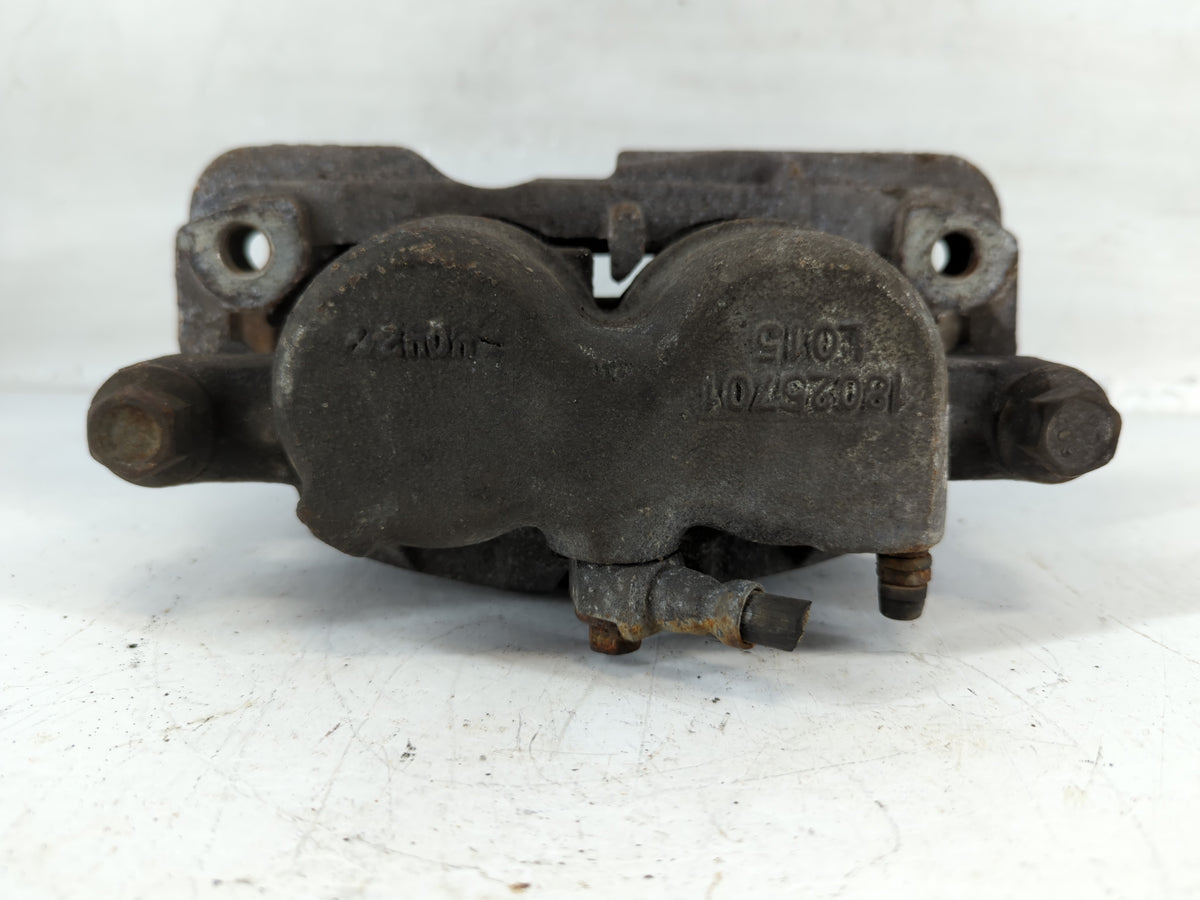 1999-2010 Chevrolet Silverado 2500 Rear Driver Left Brake Caliper - Oemusedautoparts1.com