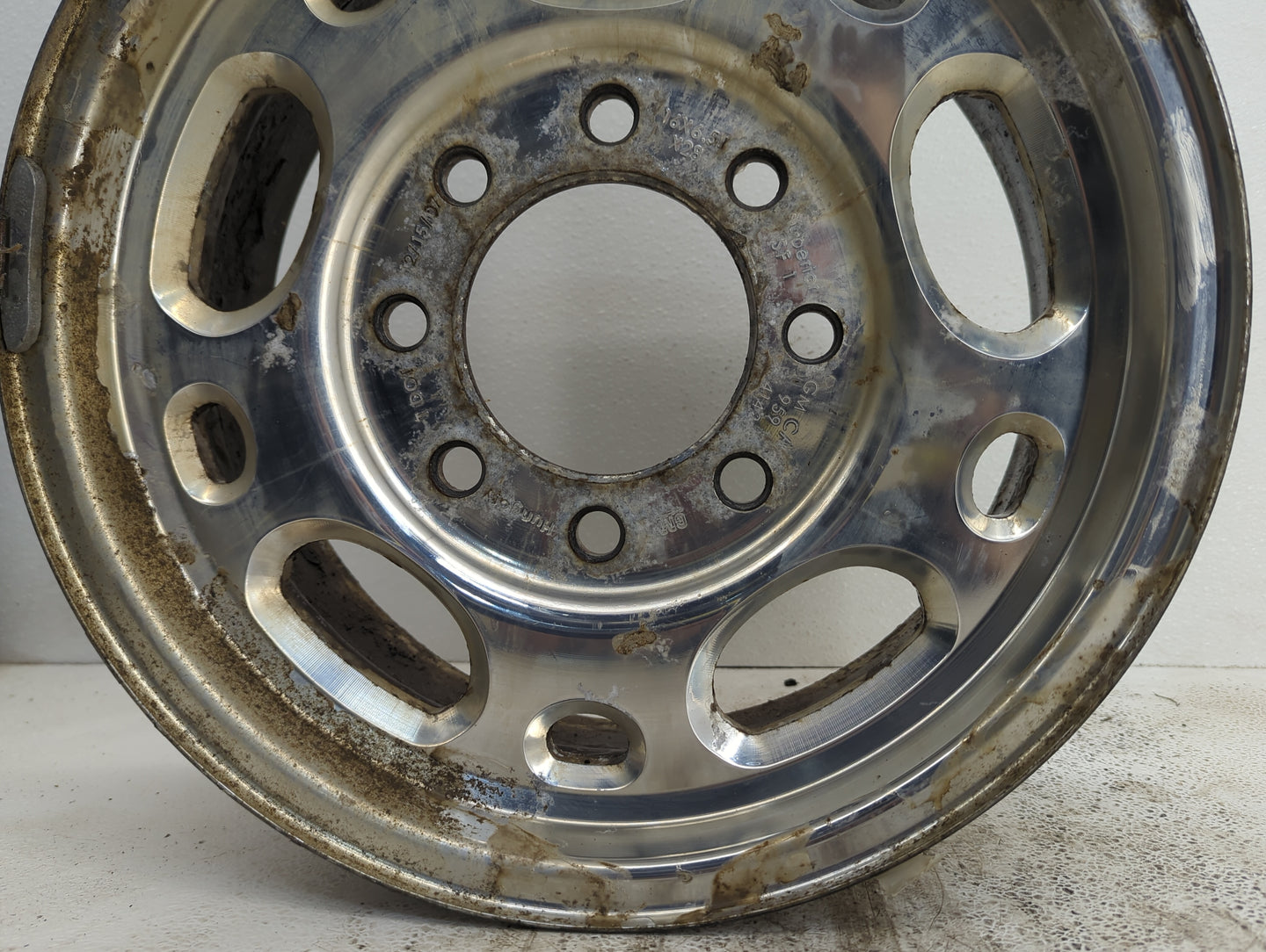 Chevrolet Silverado 2500 Pickup Oem Wheel Rim - Oemusedautoparts1.com