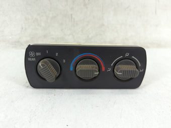compare product 2000-2002 Chevrolet Suburban Climate Control Module Temperature AC/Heater Replacement P/N:15748171 Fits Fits 2000 2001 2002 OEM Used Auto Parts