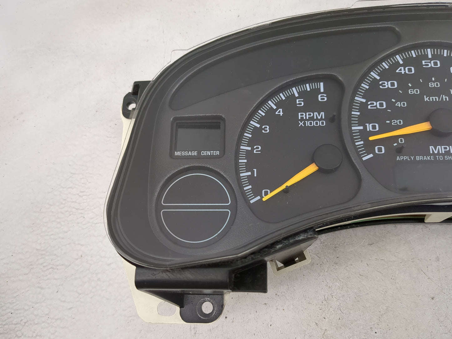 2000-2002 Chevrolet Suburban Instrument Cluster Speedometer Gauges P/N:15055362 Miles: Fits Fits 2000 2001 2002 OEM Used Aut