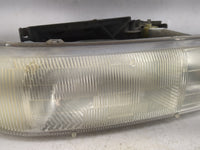 Chevrolet Suburban Passenger Right Oem Head Light Headlight Lamp - Oemusedautoparts1.com