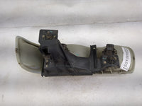 Chevrolet Suburban Passenger Right Oem Head Light Headlight Lamp - Oemusedautoparts1.com