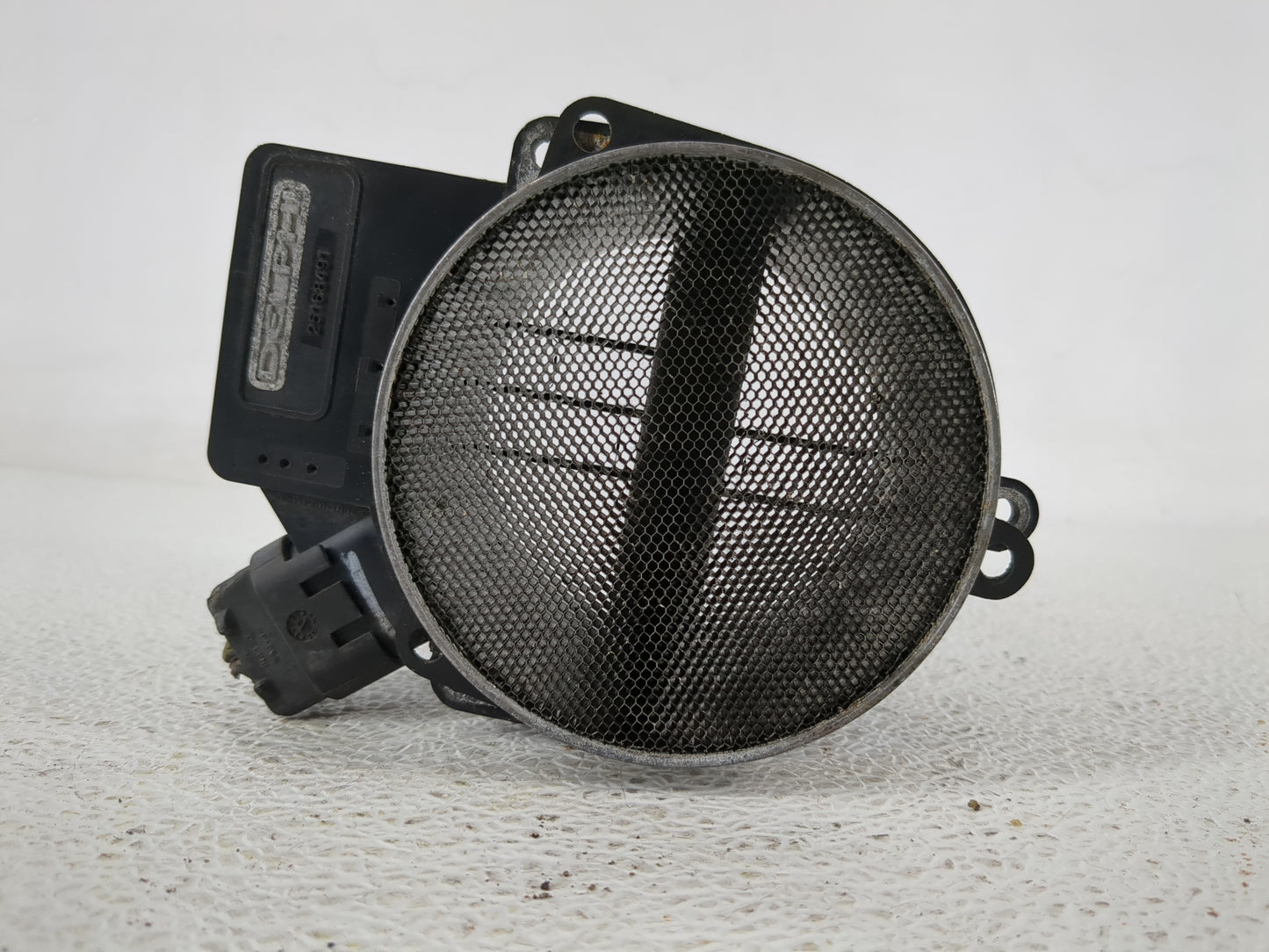 2000-2006 Chevrolet Suburban 2500 Mass Air Flow Meter Maf - Oemusedautoparts1.com