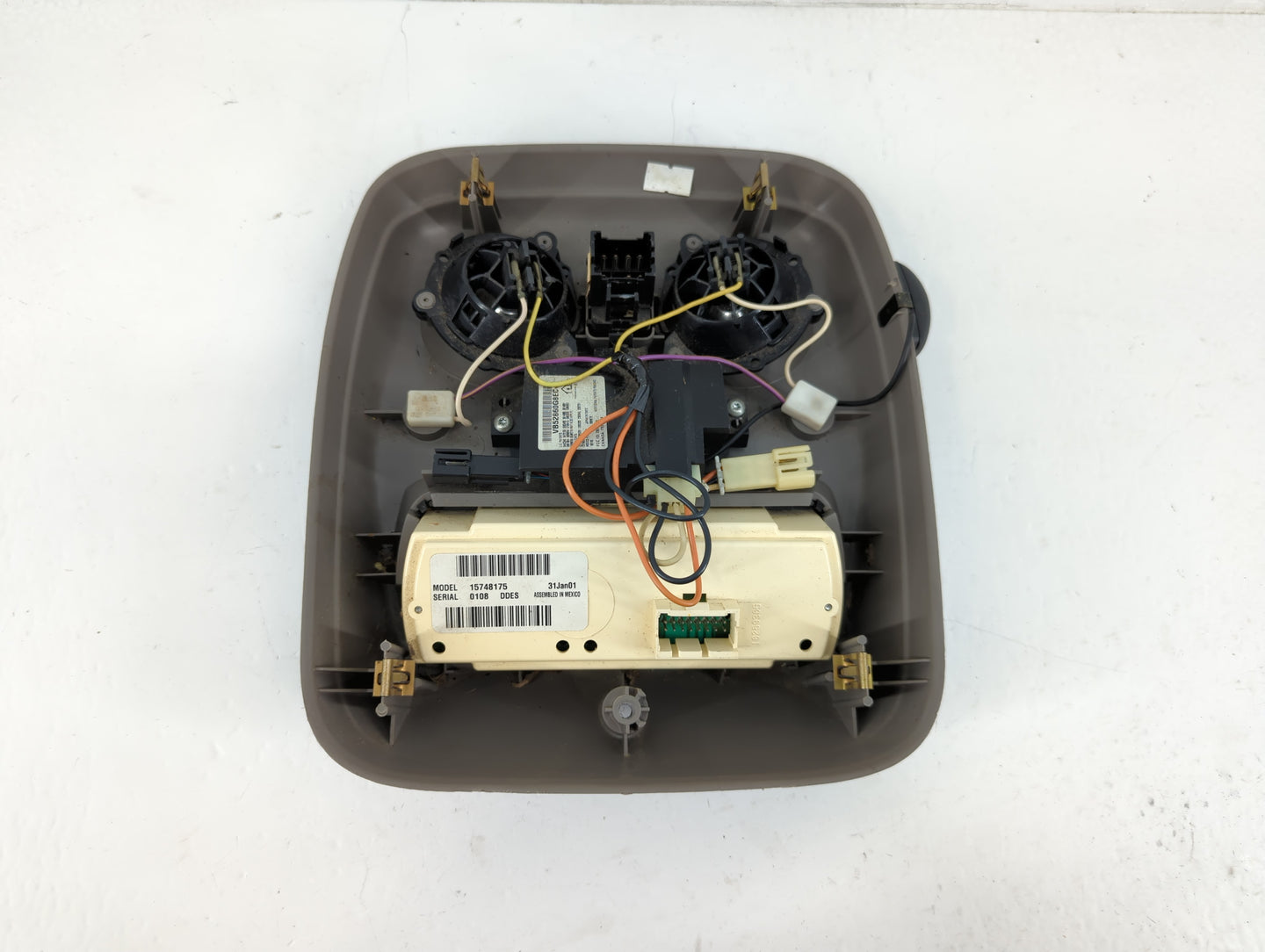 2000-2002 Chevrolet Tahoe Overhead Roof Console Interior Dome Light - Oemusedautoparts1.com