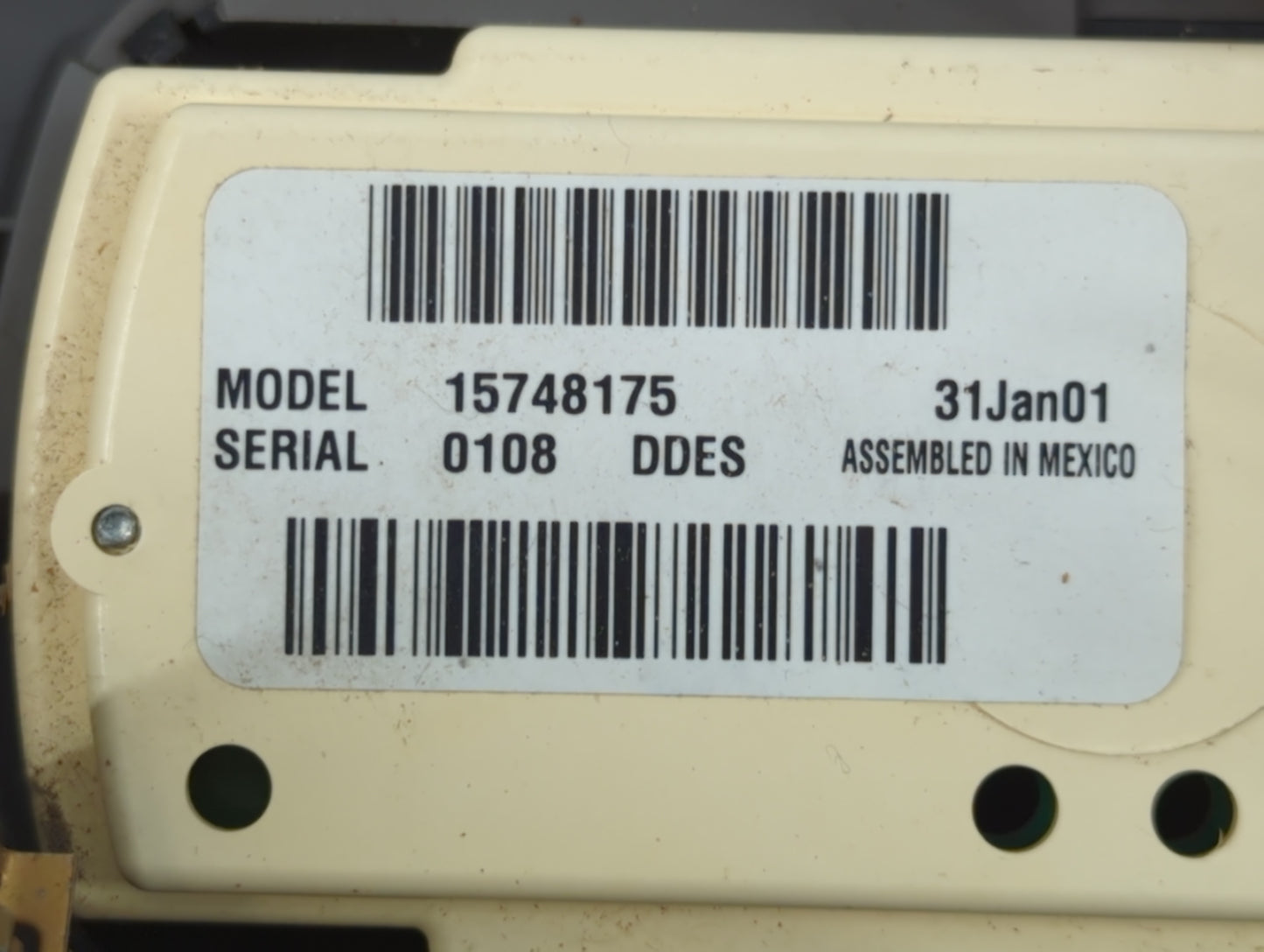 2000-2002 Chevrolet Tahoe Overhead Roof Console Interior Dome Light - Oemusedautoparts1.com