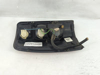 2000-2003 Chevrolet Tahoe Tail Light Assembly Passenger Right OEM P/N:5978266 Fits Fits 2000 2001 2002 2003 OEM Used Auto Pa