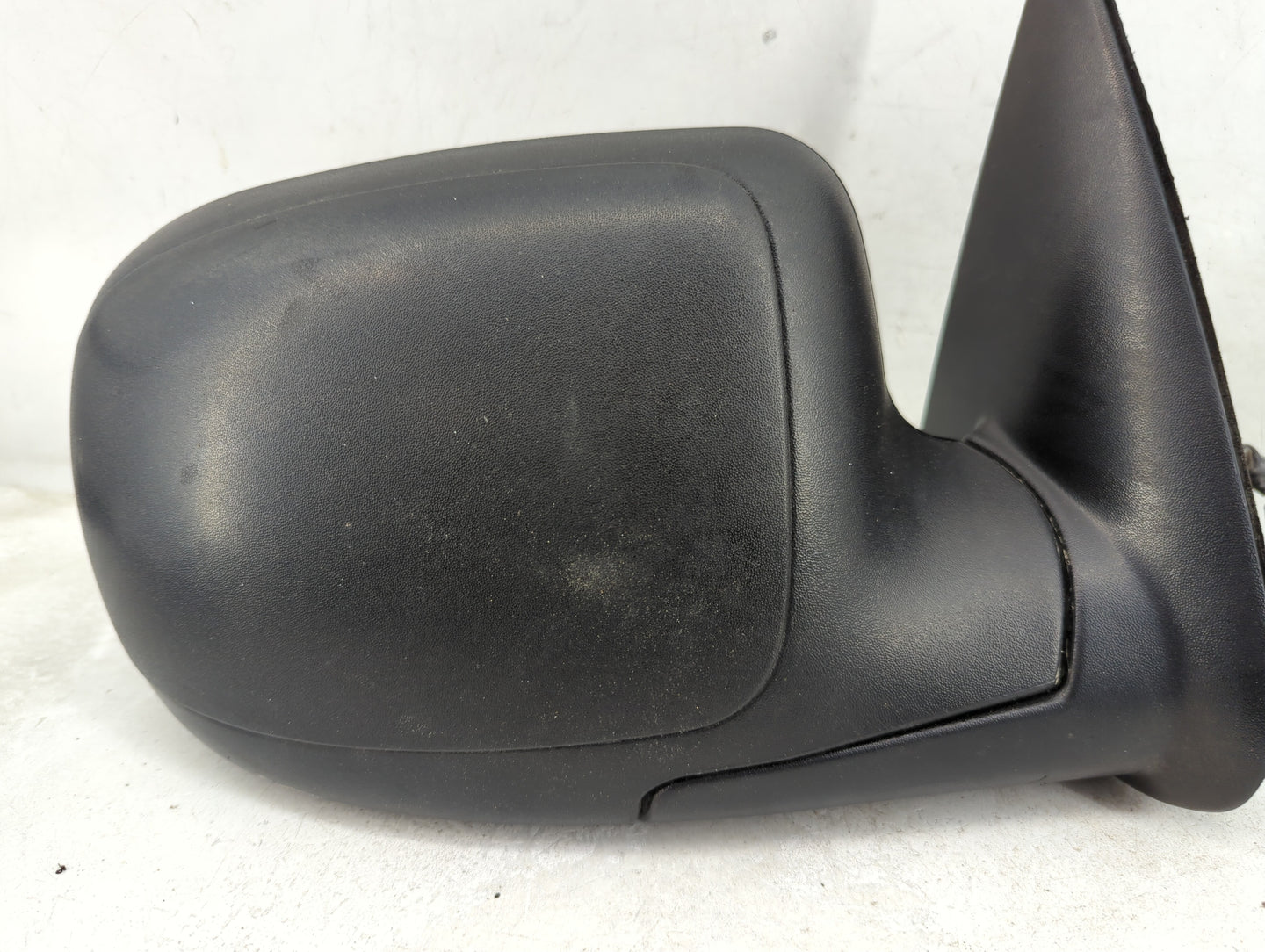 2000-2002 Chevrolet Tahoe Passenger Side View Mirror - Right Door Mirror OEM Used - Oemusedautoparts1.com