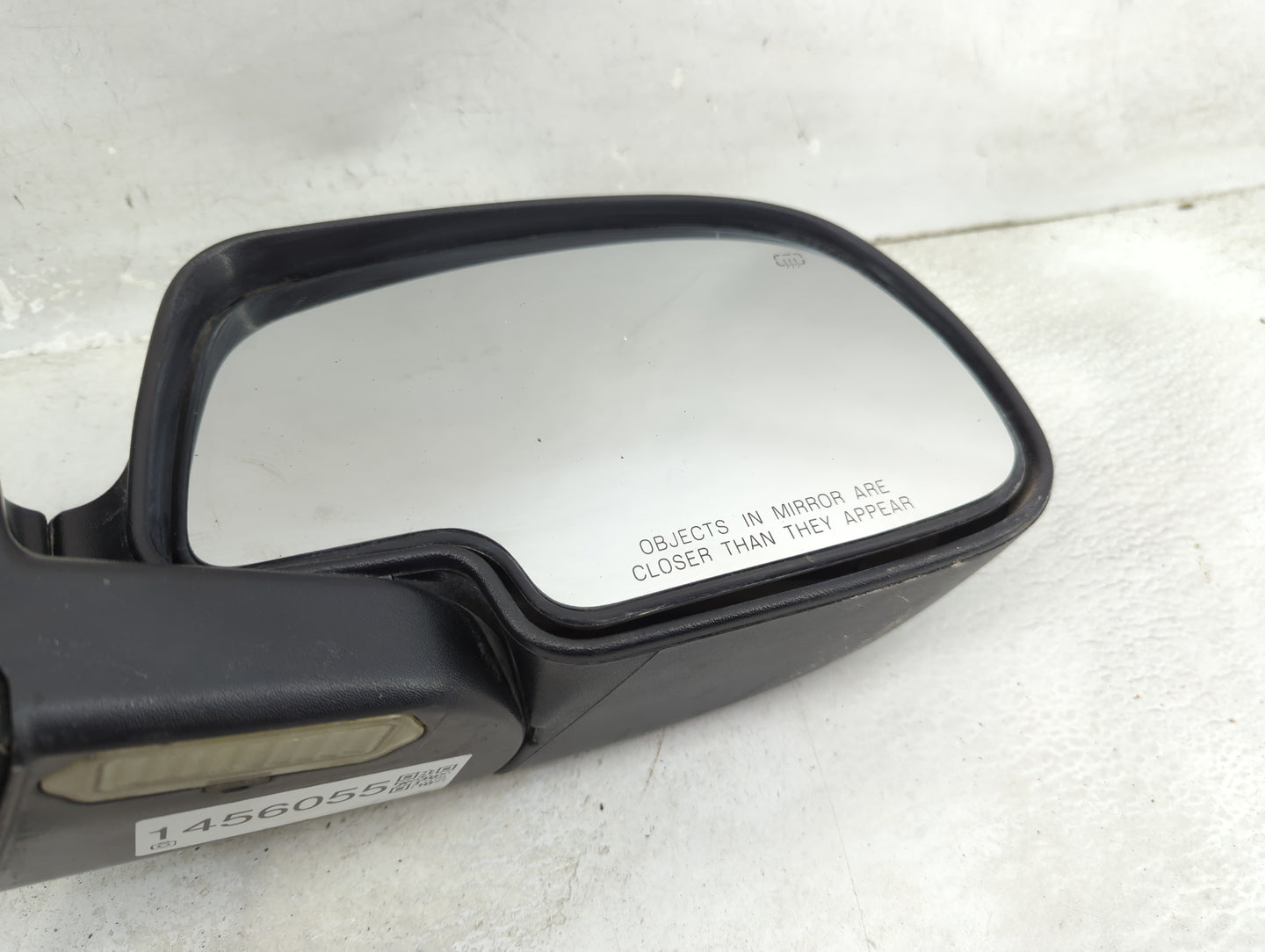 2000-2002 Chevrolet Tahoe Passenger Side View Mirror - Right Door Mirror OEM Used - Oemusedautoparts1.com