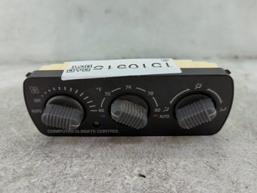 2001 Chevrolet Tahoe Climate Control Module Temperature AC/Heater Replacement P/N:15765095 Fits OEM Used Auto Parts - Oemuse