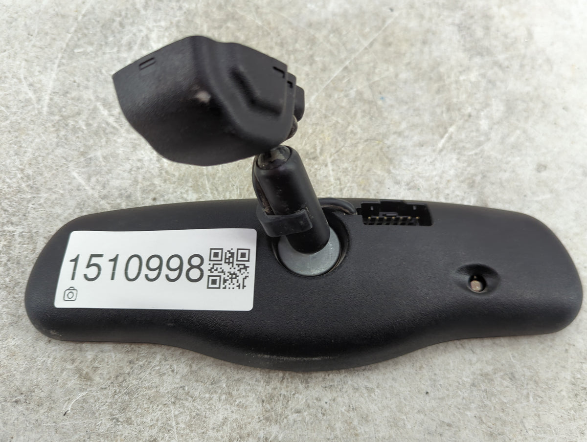 2001 Chevrolet Tahoe Interior Rear View Mirror Replacement OEM P/N:E13 015885 Fits OEM Used Auto Parts - Oemusedautoparts1.c