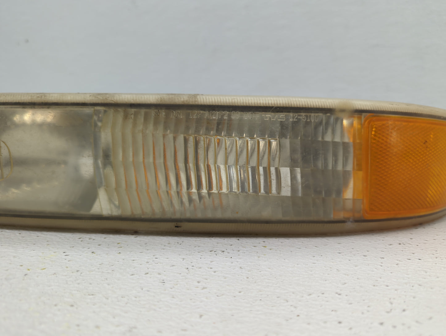 2000-2003 Chevrolet Tahoe Tail Light Assembly Driver Left OEM P/N:03151010 Fits Fits 2000 2001 2002 2003 OEM Used Auto Parts