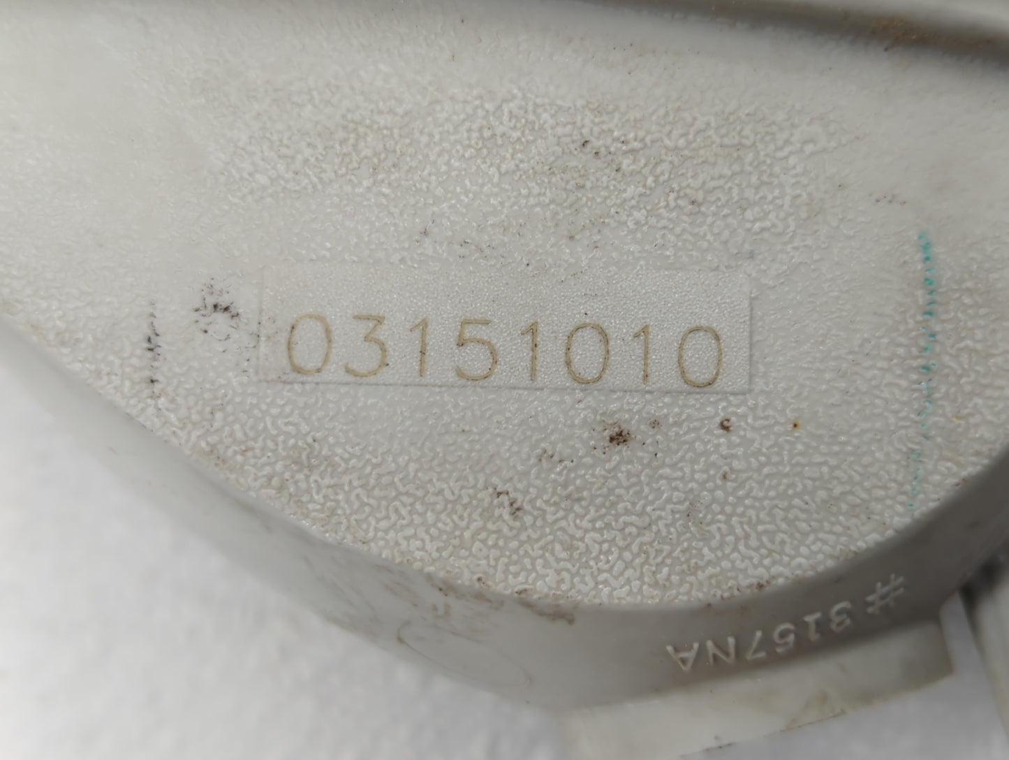 2000-2003 Chevrolet Tahoe Tail Light Assembly Driver Left OEM P/N:03151010 Fits Fits 2000 2001 2002 2003 OEM Used Auto Parts