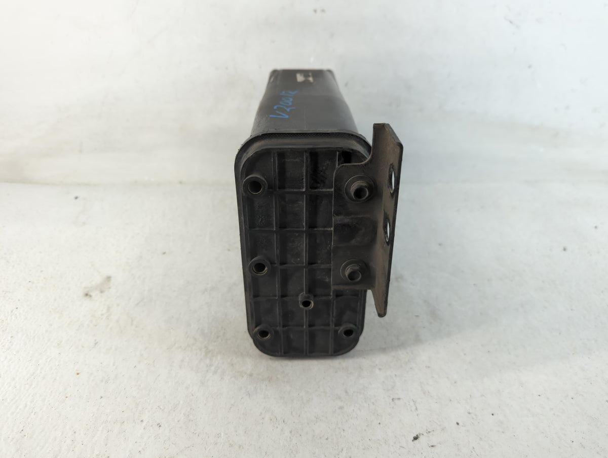 2001 Chevrolet Tahoe Fuel Vapor Charcoal Canister 784605 - Oemusedautoparts1.com