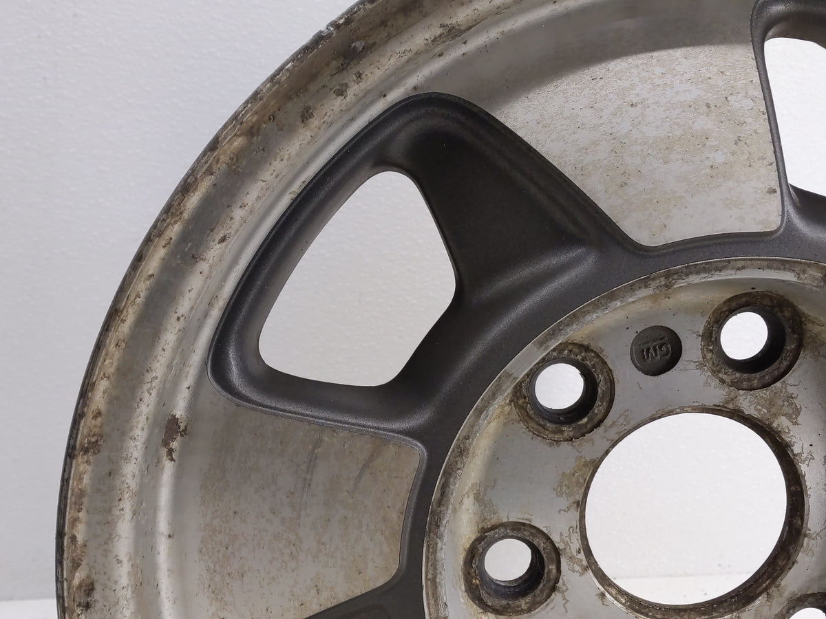 2000-2003 Chevrolet Tahoe Oem Wheel Rim 819596 - Oemusedautoparts1.com