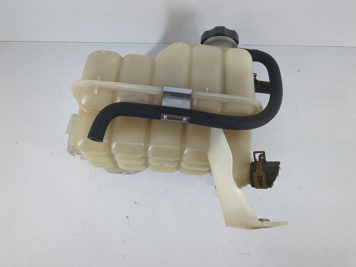 2000-2004 Chevrolet Tahoe Radiator Coolant Overflow Expansion Tank Bottle - Oemusedautoparts1.com