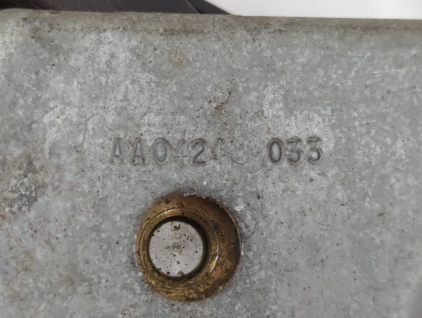 2000-2006 Chevrolet Tahoe Window Regulator Right Passenger Rear - Oemusedautoparts1.com