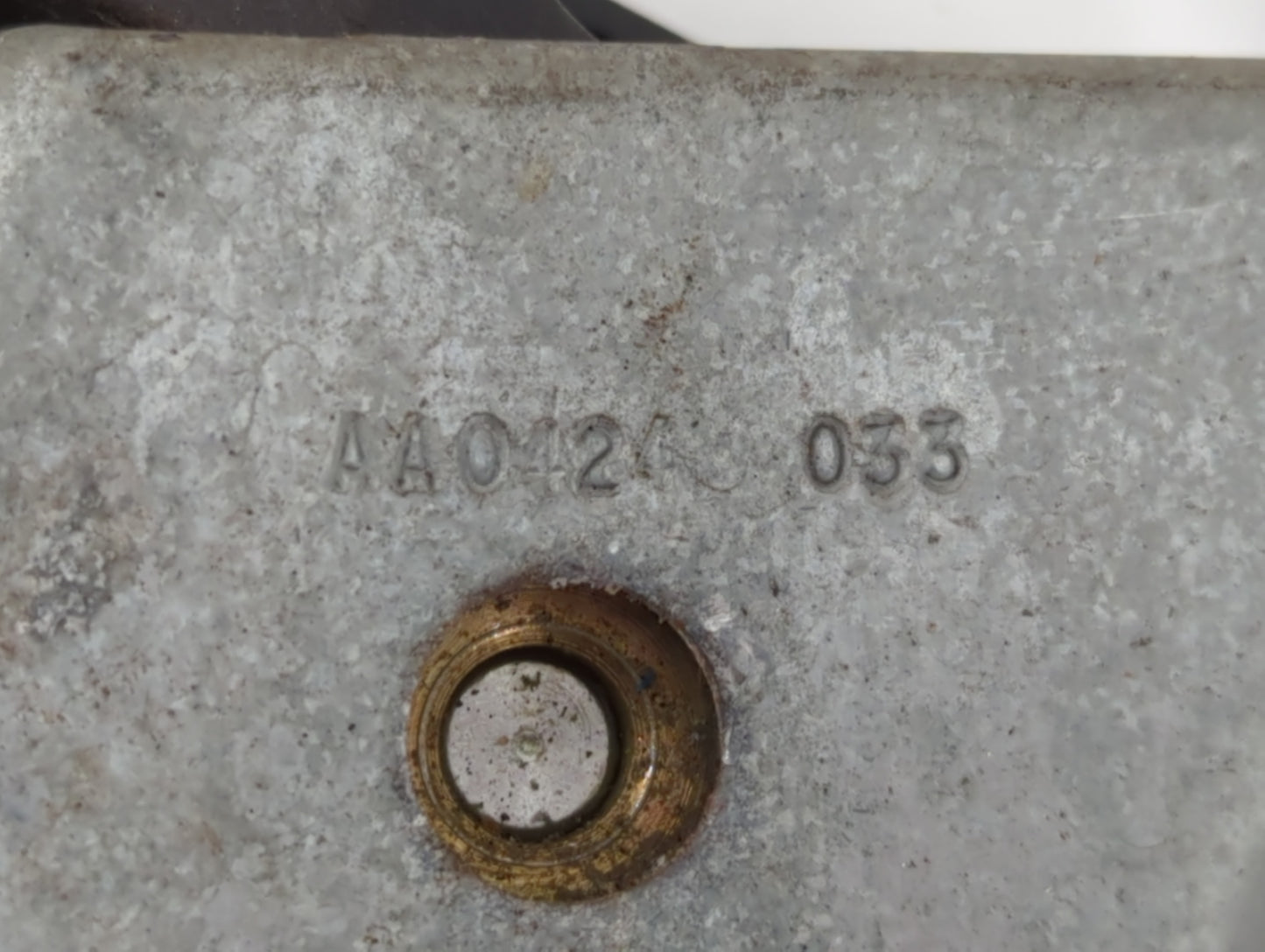 2000-2006 Chevrolet Tahoe Window Regulator Right Passenger Rear - Oemusedautoparts1.com